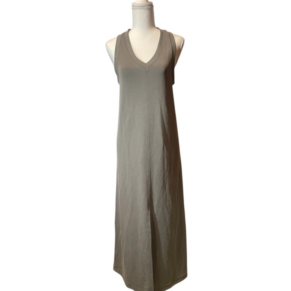 Lululemon Athletica, Elegant Olive Green Maxi Dress - Picture 5 of 8